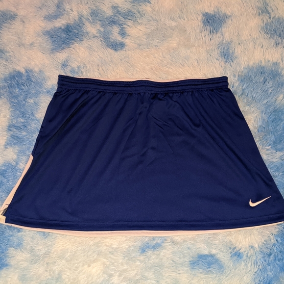 Nike Dresses & Skirts - Nwt Nike DRI-FIT Women's lacrosse skirt